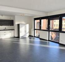 Helle und moderne 3,5-Zimmer-Wohnung mit EBK und Stellplatz - Königheim