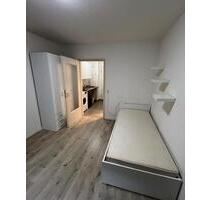 Renovierte 1-Zimmer-Wohnung mit Terrasse – voll möbliert - Nürnberg Gibitzenhof