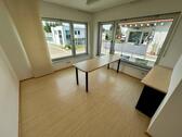 Foto - Helles Büro im Industriegebiet Frickenhausen
