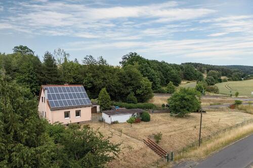 Foto - Einfamilienhaus mit 1.265 m² Grundstück und viel Potenzial