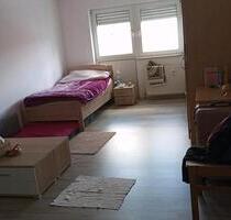 Einzelzimmer Wohnung - 430,00&nbsp;EUR Kaltmiete, ca.&nbsp; 30,00&nbsp;m&sup2; in Kaiserslautern (PLZ: 67655) Betzenberg