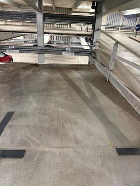 Foto - Parkplatz in der Bremer City - 80,00 EUR Miete,