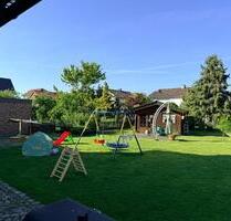 Kernsaniertes EG * 4 Zimmer * 500 m² Garten * Haustier erlaubt - Lippstadt Garfeln