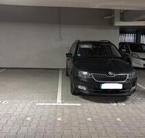 Tiefgaragenstellplatz - 90,00 EUR Miete, in Bad Vilbel (PLZ: 61118)
