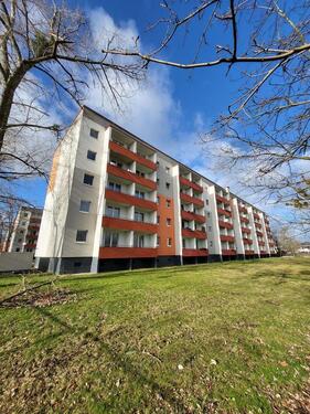 Foto - IDEAL FÜR STUDENTEN - 2-RW - Balkon - Bad mit Wanne - Aufzug
