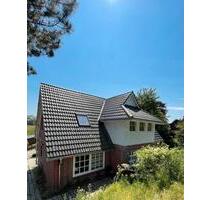 Einfamilienhaus mit Bungalow & großer Landfläche - Hamburg Harburg