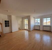 Mit Aufzug: helle 2-Raum-Maisonettewohnung mit Balkon in zentraler Lage! - Chemnitz Hilbersdorf