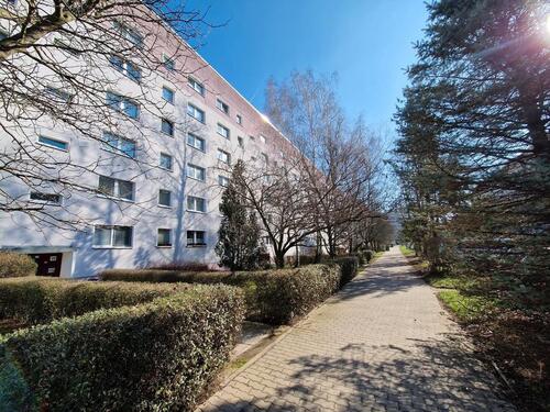 Foto - **JETZT EINZIEHEN**3-Zimmer-Wohnung EG Balkon Bad mit Wanne ab Sofort