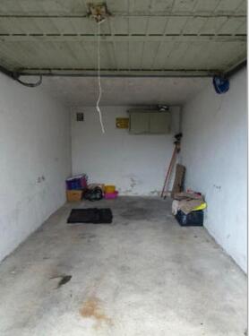 Foto - Garage zu vermieten - 75,00 EUR Miete,