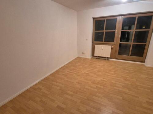 Foto - Vermiete schöne 1 Zi-wohnung mit Balkon und TG Platz