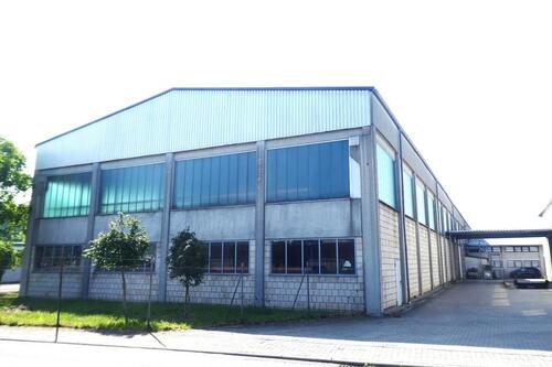 Foto - GANESHA-IMMOBILIEN...schöne Lagerhalle mit bester Zufahrt und Anbindung zu vermieten !