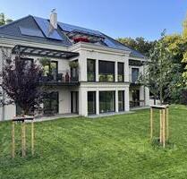 Traumhafte 3 -Zimmer- Wohnung, hochwertige Einbauküche in toller Villa in Bestlage von Markkleeberg