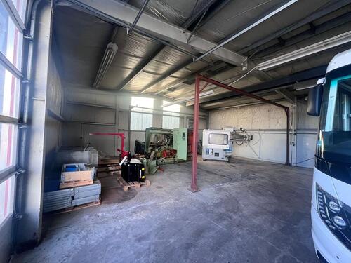 Foto - Halle zu vermieten - 1.253,00&nbsp;EUR Kaltmiete, ca.&nbsp; 4,00&nbsp;m&sup2;