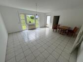 Foto - 2 ZKB 65qm², EG, Terrasse, Stellplatz, Kellerraum, sofort verfüg.