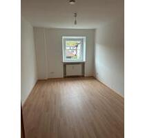 4 Zimmer Wohnung in Bad Tölz - 980,00 EUR Kaltmiete, in Bad Tölz (PLZ: 83646)