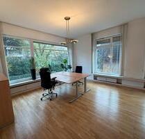 Büro 2 – Stilvolles Altbau-Büro im 1. OG – ca. 30 m² - Mülheim an der Ruhr