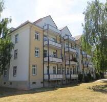 Komfortables Wohnen- Fahrstuhl-Balkon- Am Michaelisholz 5 - Naumburg (Saale)