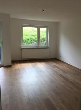 Foto - 3 ZKB Wohnung mit Terrasse und Grünfläche