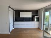 Foto - Hochwertige 4-Zimmer-Endetagenwohnung mit TG-Stellplatz & Wallbox