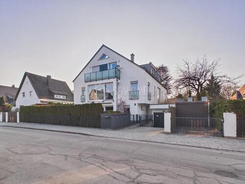 Foto - Frisch renovierte 2 Zimmer Wohnung mit 2 Balkonen und Einbauküche in Obermenzing