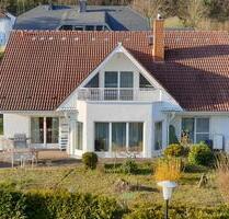 Wohnung mit eine Einbauküche ca. 115 m² Wohnfläche - Homburg