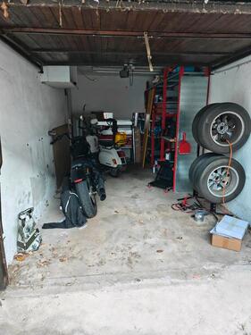 Foto - Garage zu vermieten - 200,00&nbsp;EUR Miete,