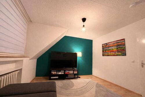 Foto - Ab 01.04: 3-Zi-WG sep. Küche & Teilmöbliert – Top-Lage Ehrenfeld