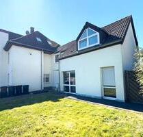 Renoviertes Haus mit Loggia, Terrassen & Garten in Geilenkirchen