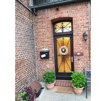 Großzügige Wohnung mit viel Potenzial zum 01.05.2026 zu vermieten - Henstedt-Ulzburg