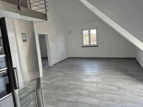 Foto - 2 Zimmer Dachgeschoßwohnung zur Miete in Hallstadt