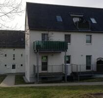 +++ Kleine 2-Raum Wohnung mit Balkon in ruhiger Lage +++ - Limbach-Oberfrohna