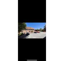 Charmanter Fachwerk-Resthof mit 9 Wohneinheiten in Nienhagen