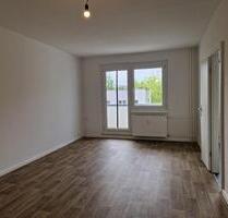 ***Schicke 2-Zimmer-Wohnung im 2.Obergeschoß mit Süd-Balkon*** - Leipzig Lausen-Grünau