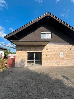 Foto - Wohn-und Geschäftshaus zu Vermieten 65232 Neuhof