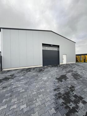 Foto - Werkshalle mit Bürotrakt- Neubau