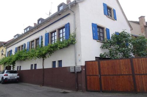 Foto - Ruhige, großzügige Wohnung im Zweifamilienhaus