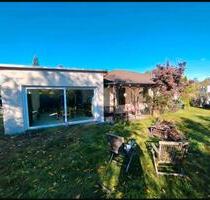 Einfamilienhaus im Bungalow-Stil in traumhafter Lage in Lostau - Möckern