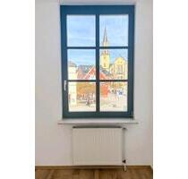 Außergewöhnliche 7-Zimmer Eigentumswohnung, Aufzug, Tiefgarage - Selb