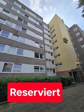Foto - Sehr zentrale Lage, helle 3,5 Zimmer Wohnung mit Loggia