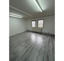 Büroraum in Großziethen - 600,00 EUR Kaltmiete, ca.  23,00 m² in Schönefeld (PLZ: 12529)