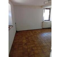 Doppelhaushälfte zu vermieten - 1.100,00&nbsp;EUR Kaltmiete, ca.&nbsp; 118,00&nbsp;m&sup2; in Eutingen im Gäu (PLZ: 72184)