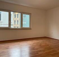Helle 2,5-Zi. -Wohnung (64qm) in Barmen - renoviert, zentral - Wuppertal Lichtenplatz