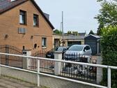 Foto - Einfamilienhaus mit Pool und Großzügigem Garten in Altenessen