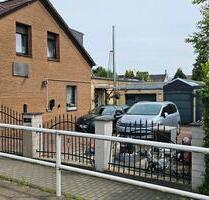 Einfamilienhaus mit Pool und Großzügigem Garten in Altenessen