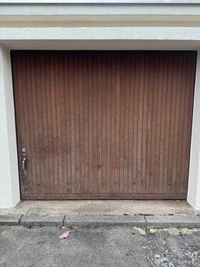 Foto - Garage Parkplatz Stellplatz 100€ mtl.