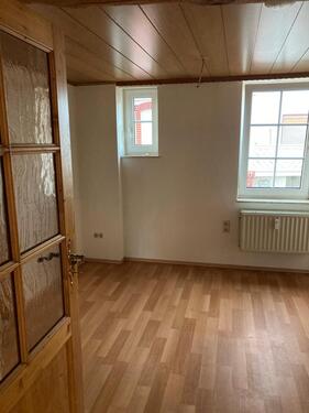 Foto - 4-Zimmer-Wohnung 100 m2 mit Balkon zu vermieten