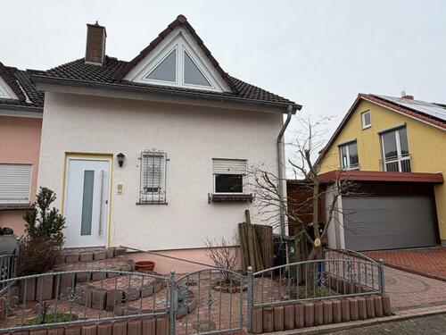 Foto - Von privat: Reihenendhaus – Neu renoviert mit herrlichem Ausblick