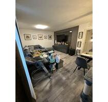 3-Zimmer-Erdgeschosswohnung mit Balkon, Garten & kernsaniert - Pfakofen