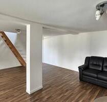 1 ZKB 53qm + Dachboden + Klima - 950,00&nbsp;EUR Kaltmiete, ca.&nbsp; 53,00&nbsp;m&sup2; in Raunheim (PLZ: 65479)