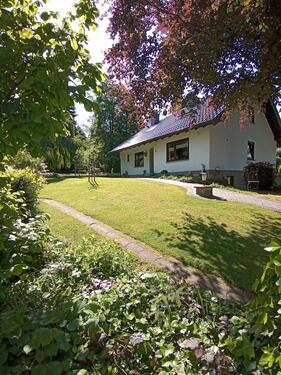 Foto - Wohngebäude ruhig, waldnah, Energie-Label B, 1.775m²,BüroFriseur